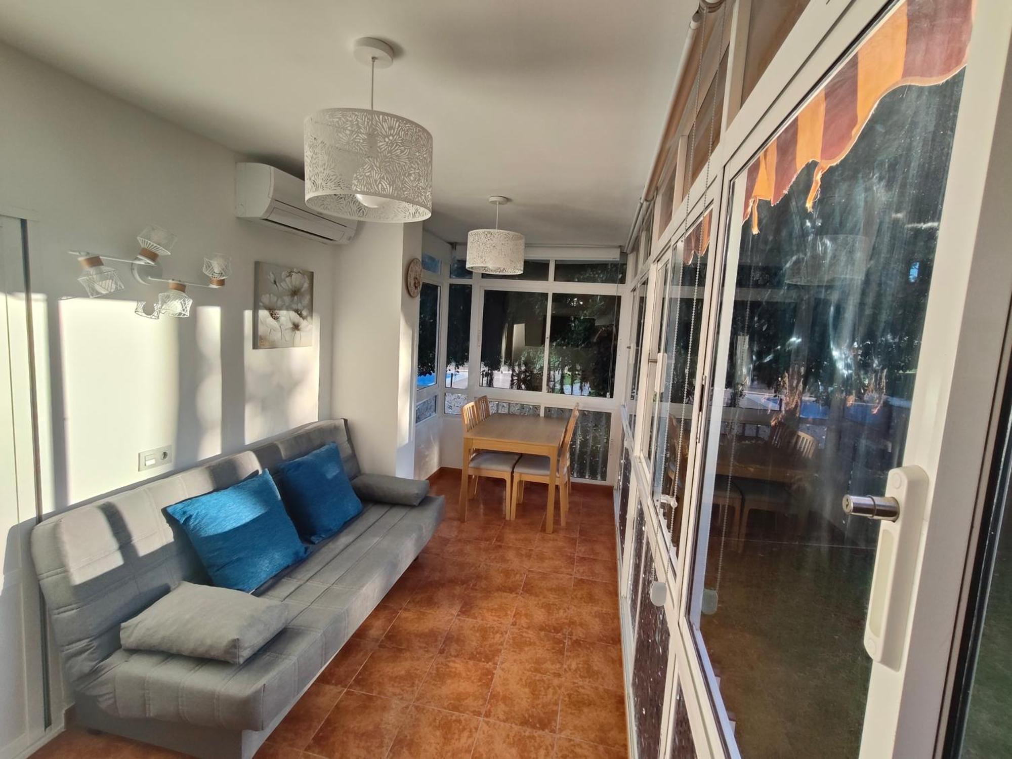 Iris 15 - 24h Reception - 2 Bedrooms *